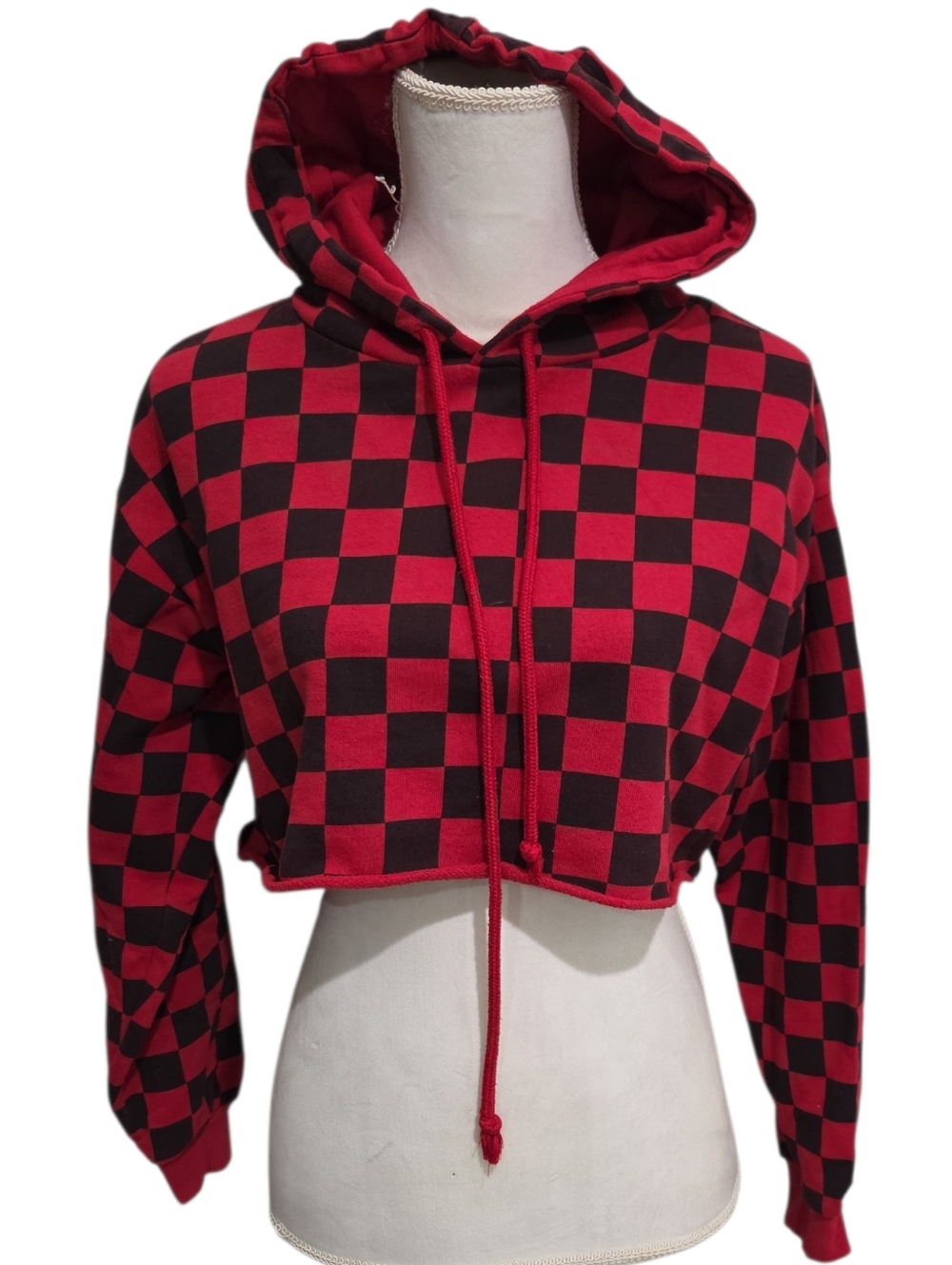 Forever 21 Red and Black Checkered Cropped Hoodie Size Small